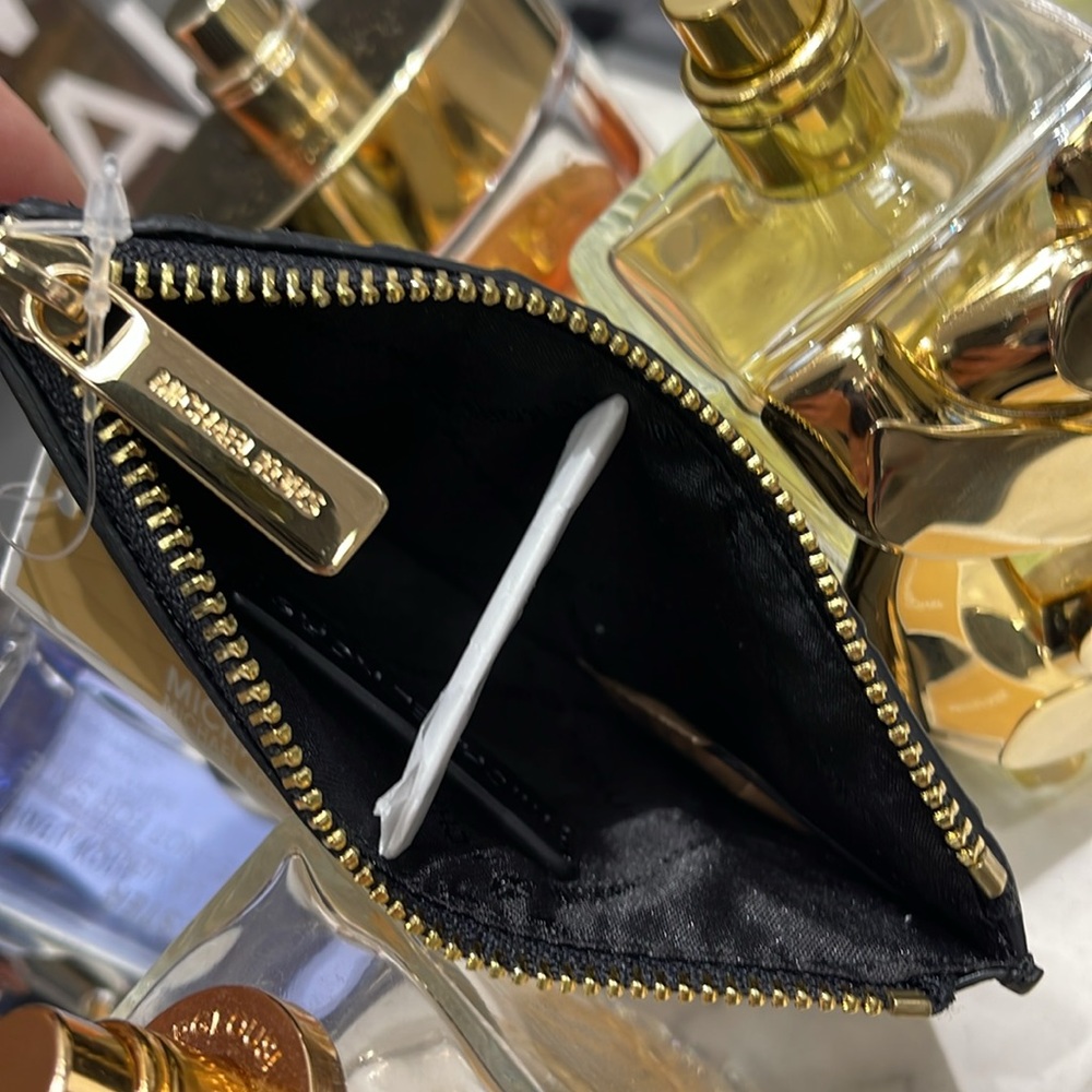 MICHAEL KORS JET SET TRAVEL MEDIUM TZ CARD CASE IN BLACK CROCODILE
NWT - Picture 7 of 16